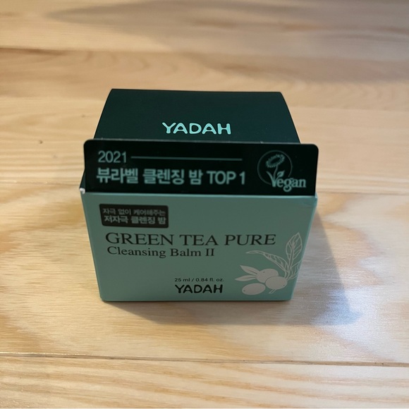 Yadah Green Tea Pure Cleansing Balm - Picture 1 of 1